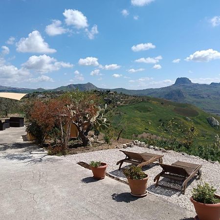 Casa Vacanze Sicilia Casteltermini Bagian luar foto