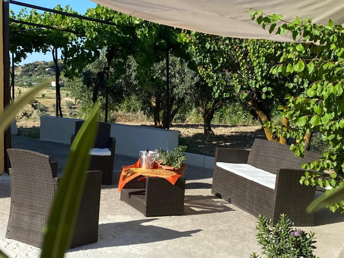 Casa Vacanze Sicilia Casteltermini Bagian luar foto