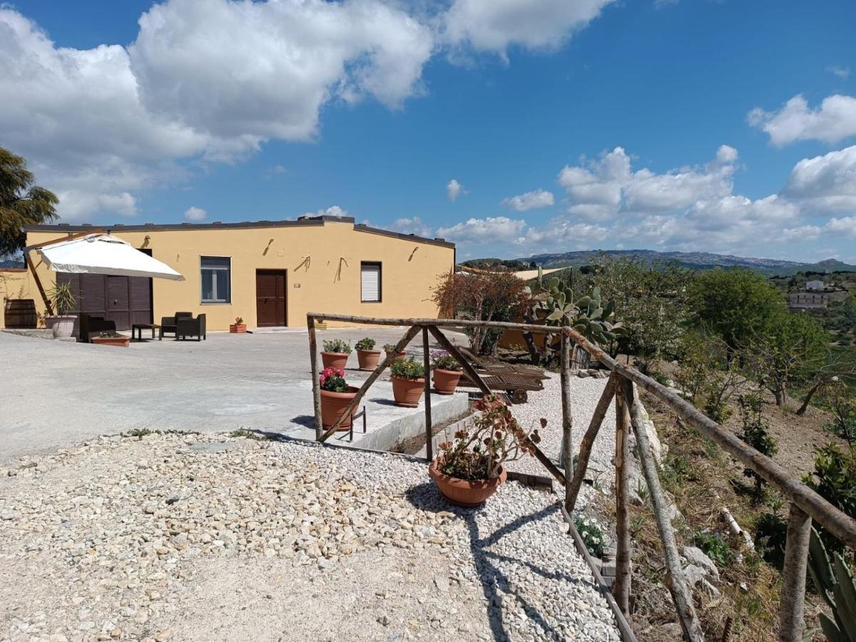Casa Vacanze Sicilia Casteltermini Bagian luar foto